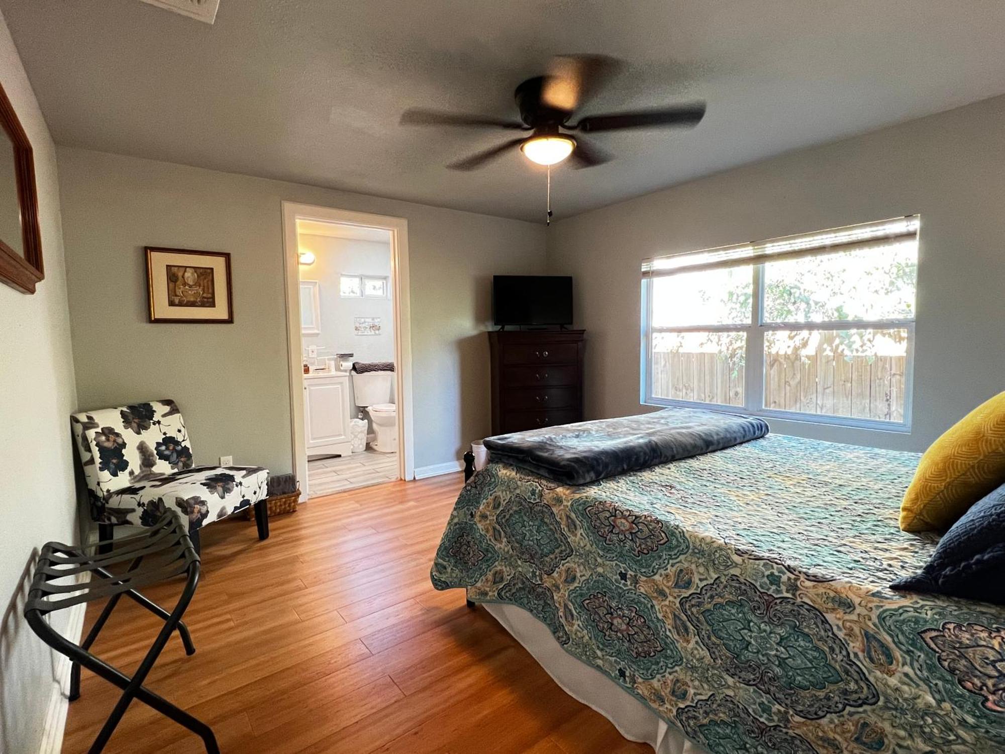 Boho Bliss- Cozy Private Room 2 Miles From Alamodome! San Antonio Kültér fotó