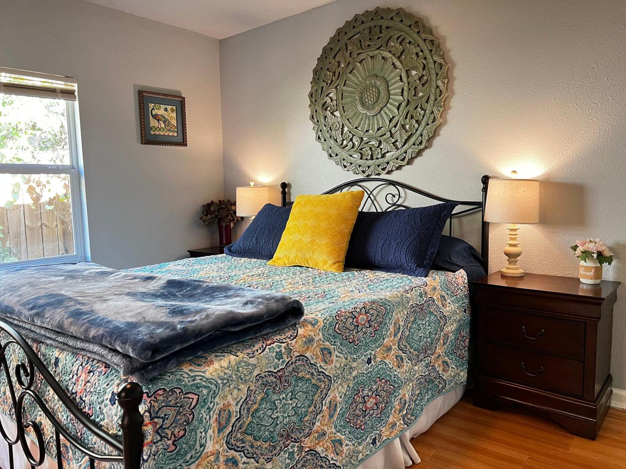 Boho Bliss- Cozy Private Room 2 Miles From Alamodome! San Antonio Kültér fotó