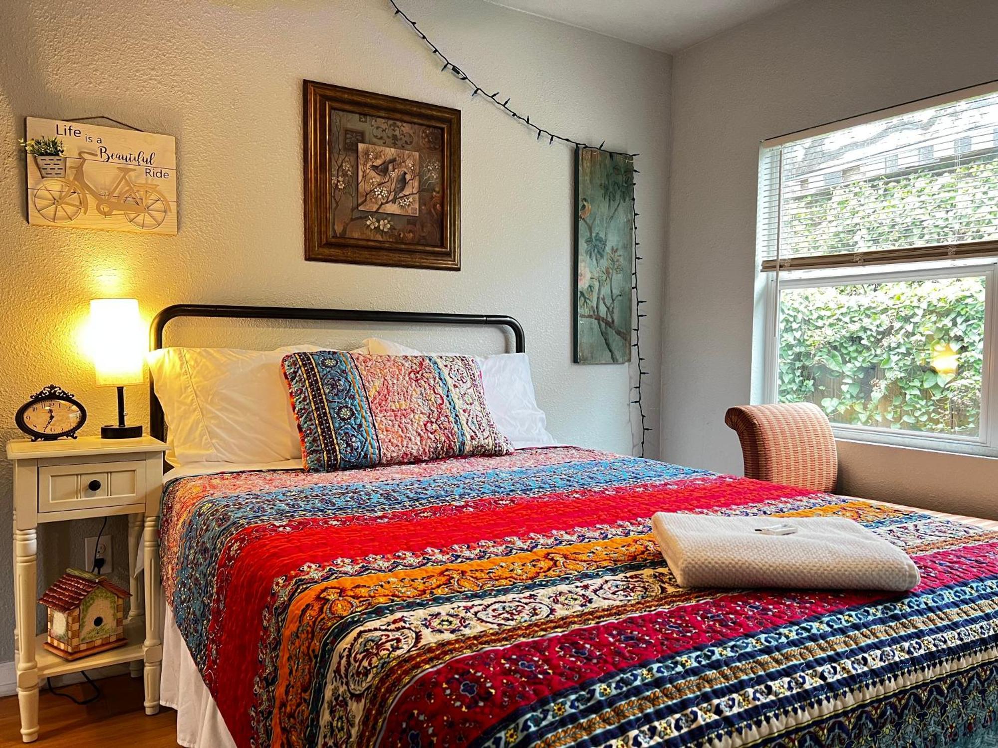 Boho Bliss- Cozy Private Room 2 Miles From Alamodome! San Antonio Kültér fotó